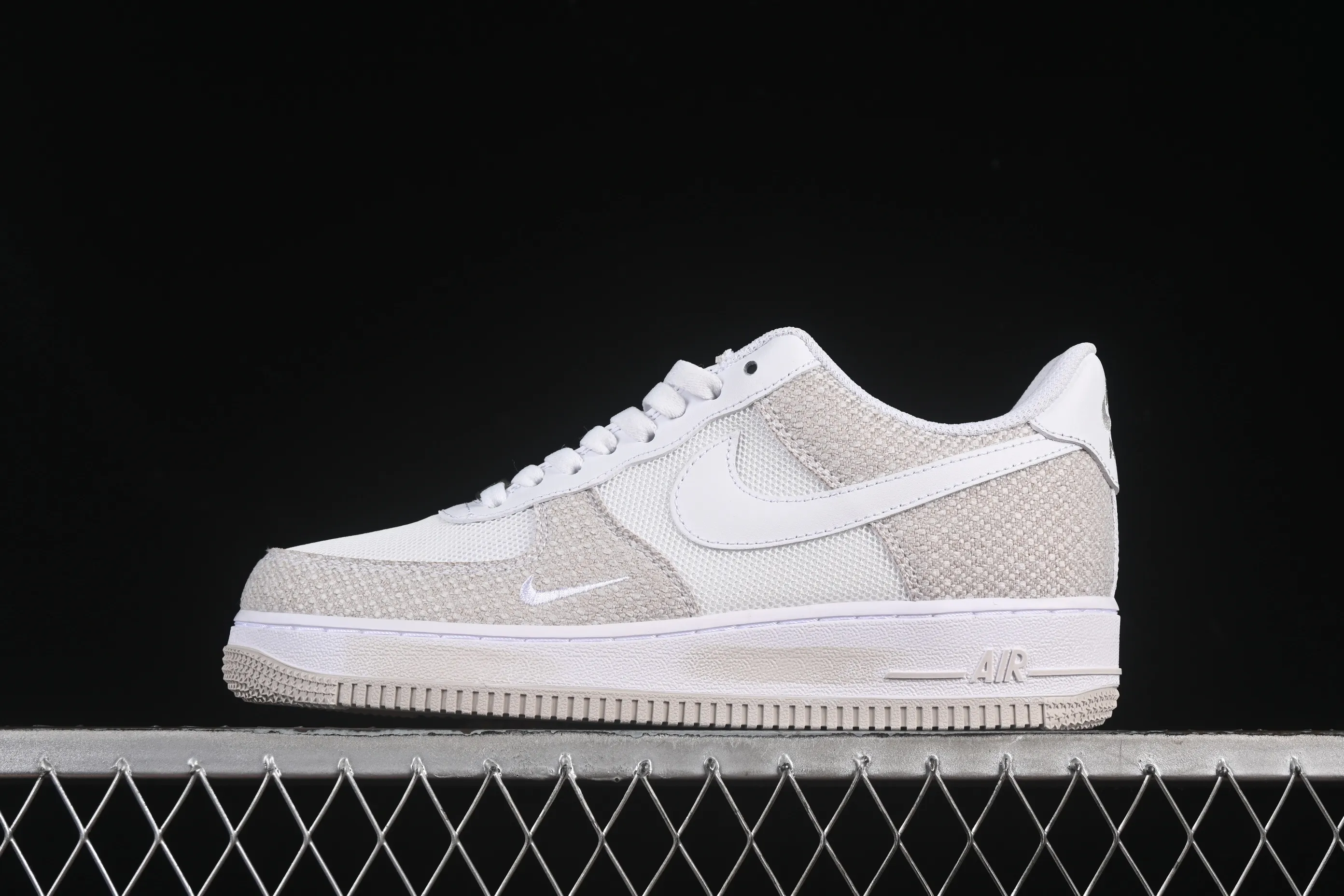 All categories Nk Air Force 1 Air Force series Nk Air Force 1 Low Air Force low-top Nike Air Force 1'07 Low denim small hook Air Force 1 low-top casual sneakers ZH0316-092